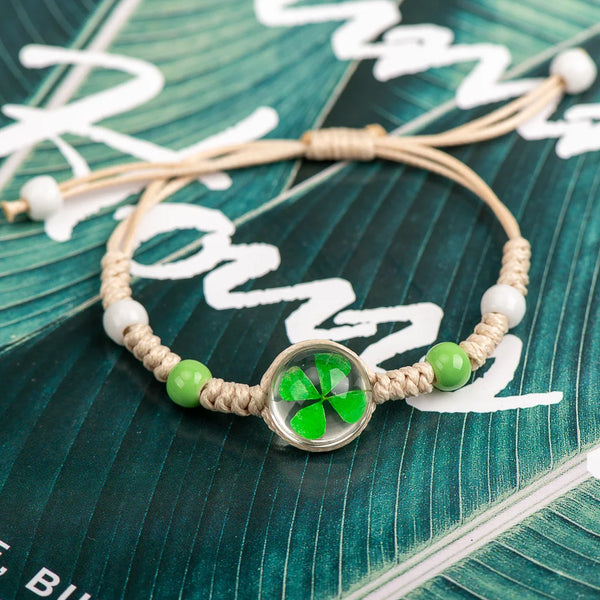 Pulsera de trébol de hojas en vidrio con cuentas de cerámica hechas a mano