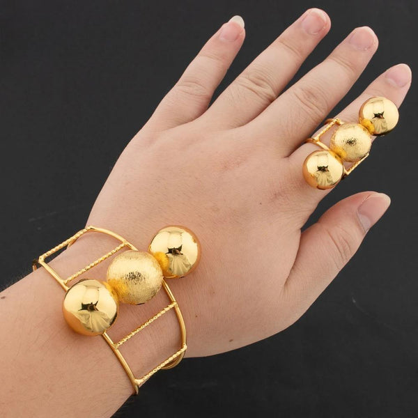 Brazalete con cuentas redondas de color dorado de Dubái y juego de anillos