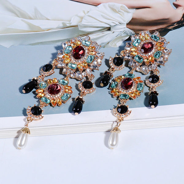 Nuevos pendientes colgantes de metal vintage bohemios con cristales de colores