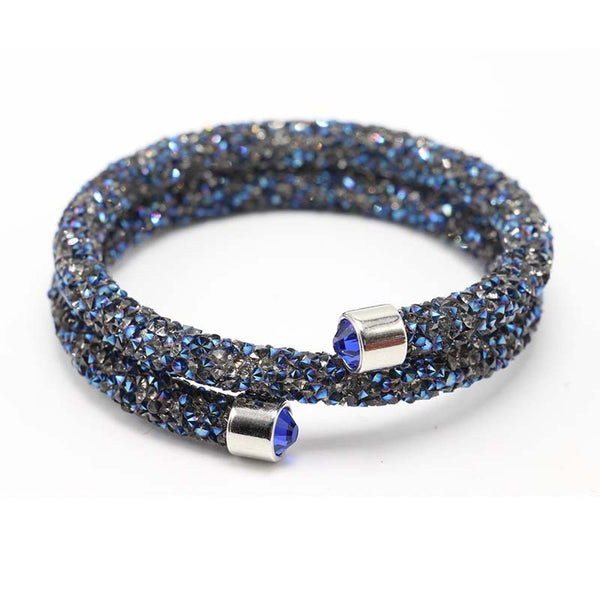 Exquisita pulsera multicapa con cristales de imitación