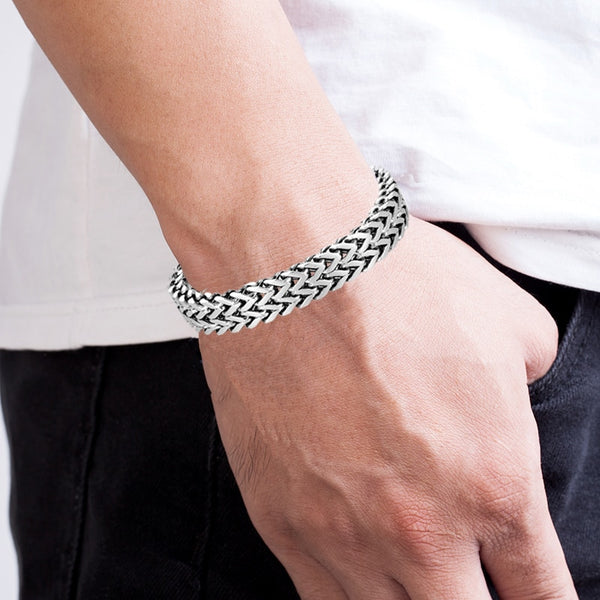 Pulsera con cierre magnético y accesorios de moda punk