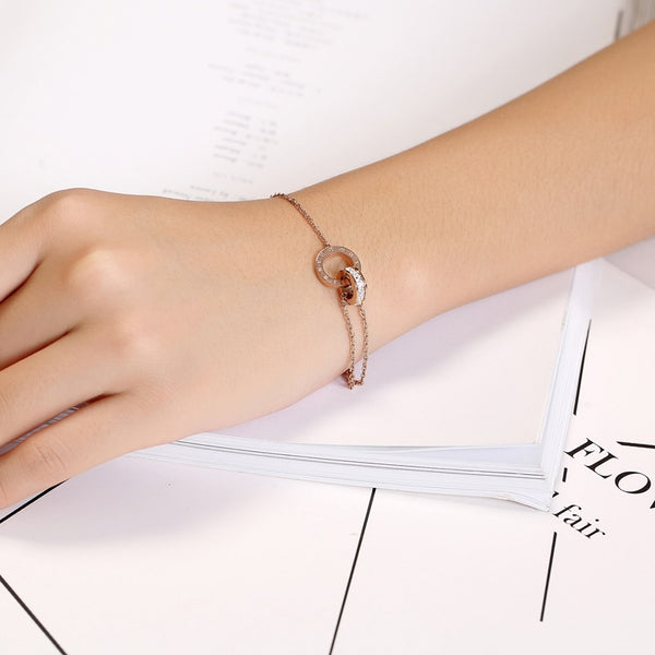 Pulsera de cristal circular brillante con números romanos para mujer